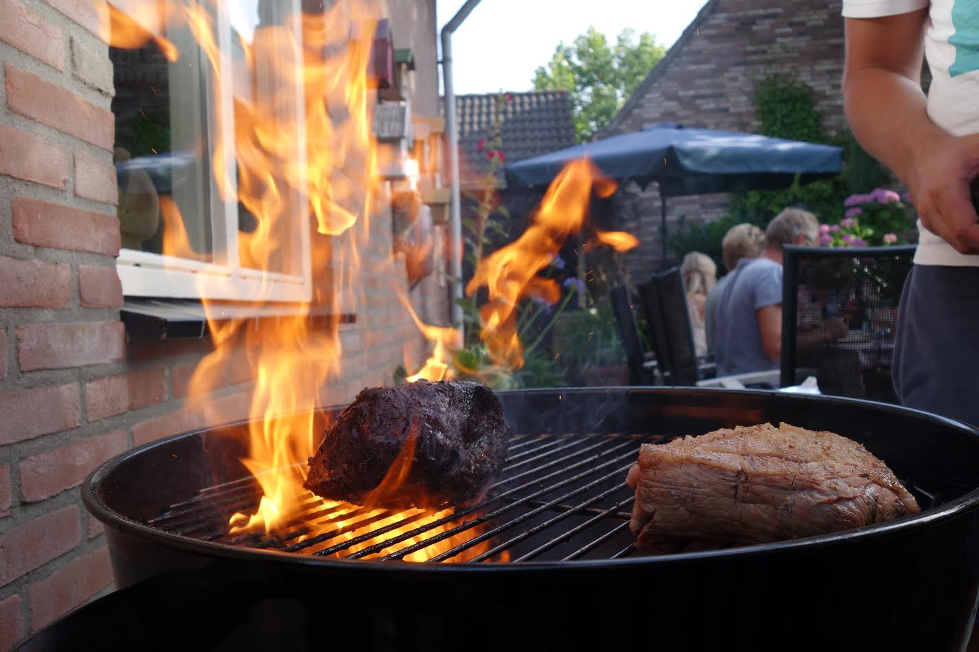 lekkere dikke koe wordt geneukt