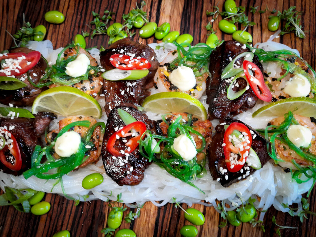 Aziatische Surf en Turf met ossenhaaspuntjes recept | BBQuality