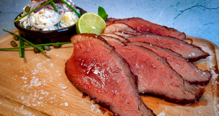 Bizon picanha met een frisse aardappelsalade recept | BBQuality