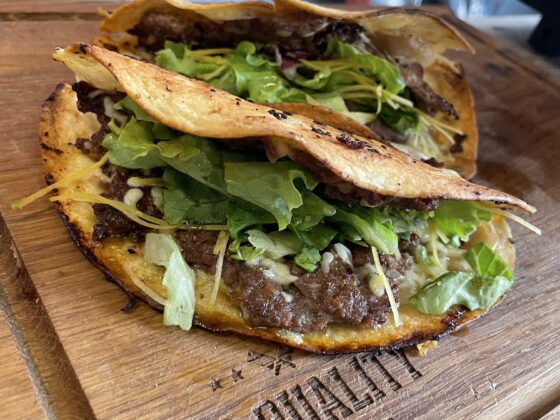 Angus wrapburger met rundermerg recept | BBQuality