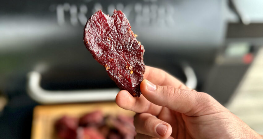 Smoked bourbon beef jerky recept | runderachtermuis | BBQuality