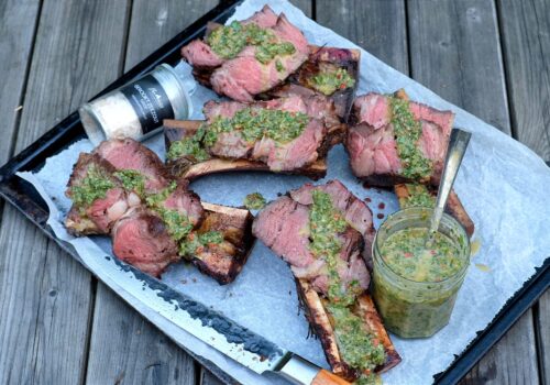 Revolver ribeye recept met chimichurri | BBQuality