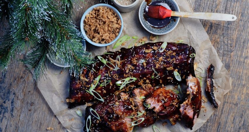 Spareribs met honing-ketjap marinade recept | Spareribs met ketting | BBQuality