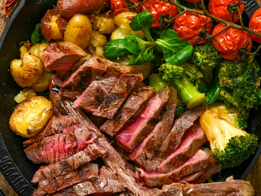 T-bone steak Canada Porterhouse steak Canada rund2025 | BBQuality | Dry aged T-bone platter recept | Porterhouse | Martijn | BBQuality