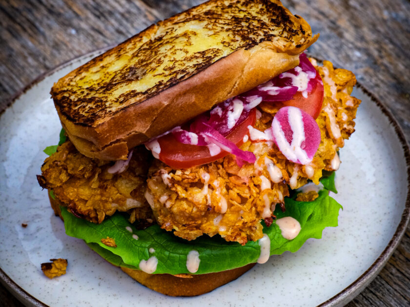Sandwich met krokante kipfilet recept | kipfilet | MaikelsBBQ | BBQuality