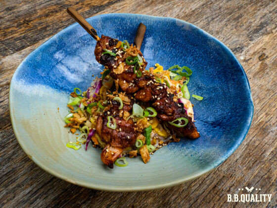 Kip teriyaki met mango-sesam noedelsalade recept | Maikelsbbq | Kipdijfilet | Chicken rub | BBQuality