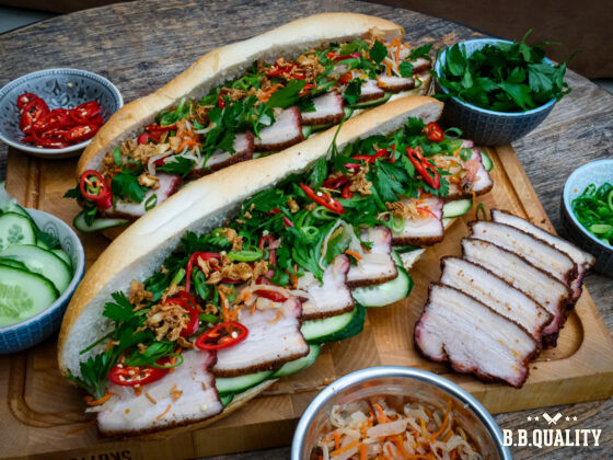 Broodje bah mi met varkensbuik recept | Varkensbuik | Pork belly | Fucking rub | Rookhout amandel | Maikelsbbq | BBQuality