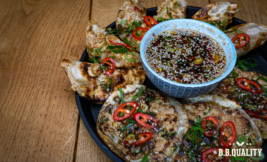Smashed kip gyoza recept | kipgehakt | Angus & Oink Chinese Takeaway rub | MaikelsBBQ | BBQuality