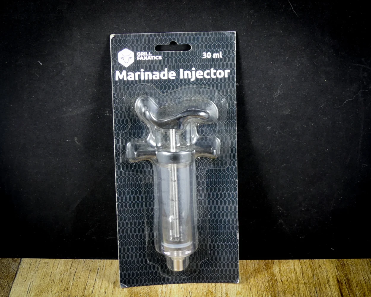 Marinade injector