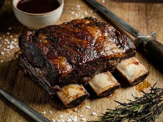 Angus short ribs grasgevoerd uit Ierland low en slow gegaard op de bbq of oven