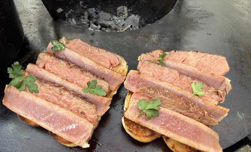 Brioche surf & turf recept | El Rancho ribeye | Tonijnsteak | Tonijn | Brioche broodje | Chefs_BBQ_Table | BBQuality