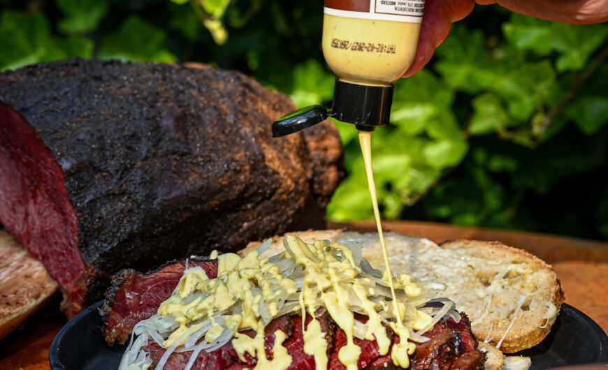 Bull’s wing pastrami recept | Sandwich | Angus & oink pastrami cure | Angus & oink pastrami rub | Rookhout/rooksnippers Eiken | MaikelsBBQ | BBQuality