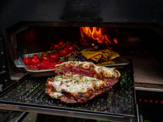 Cheesy loaded bavette recept met gegrilde groenten | Bavette Vinkenlap | Fior di latte | BBQuality SPG rub | No Rubbish The Looks | Vonken oven | MaikelsBBQ | BBQuality