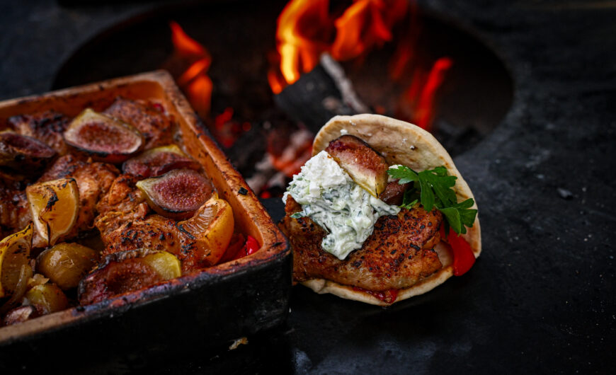 Griekse kip met vijgen uit de kolen recept | Kipdijfilet met vel | Kippendijfilet | Noskos The Greek Rub | MaikelsBBQ | BBQuality